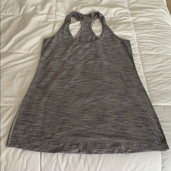 EUC Lululemon Workout tank - Picture 1 of 3